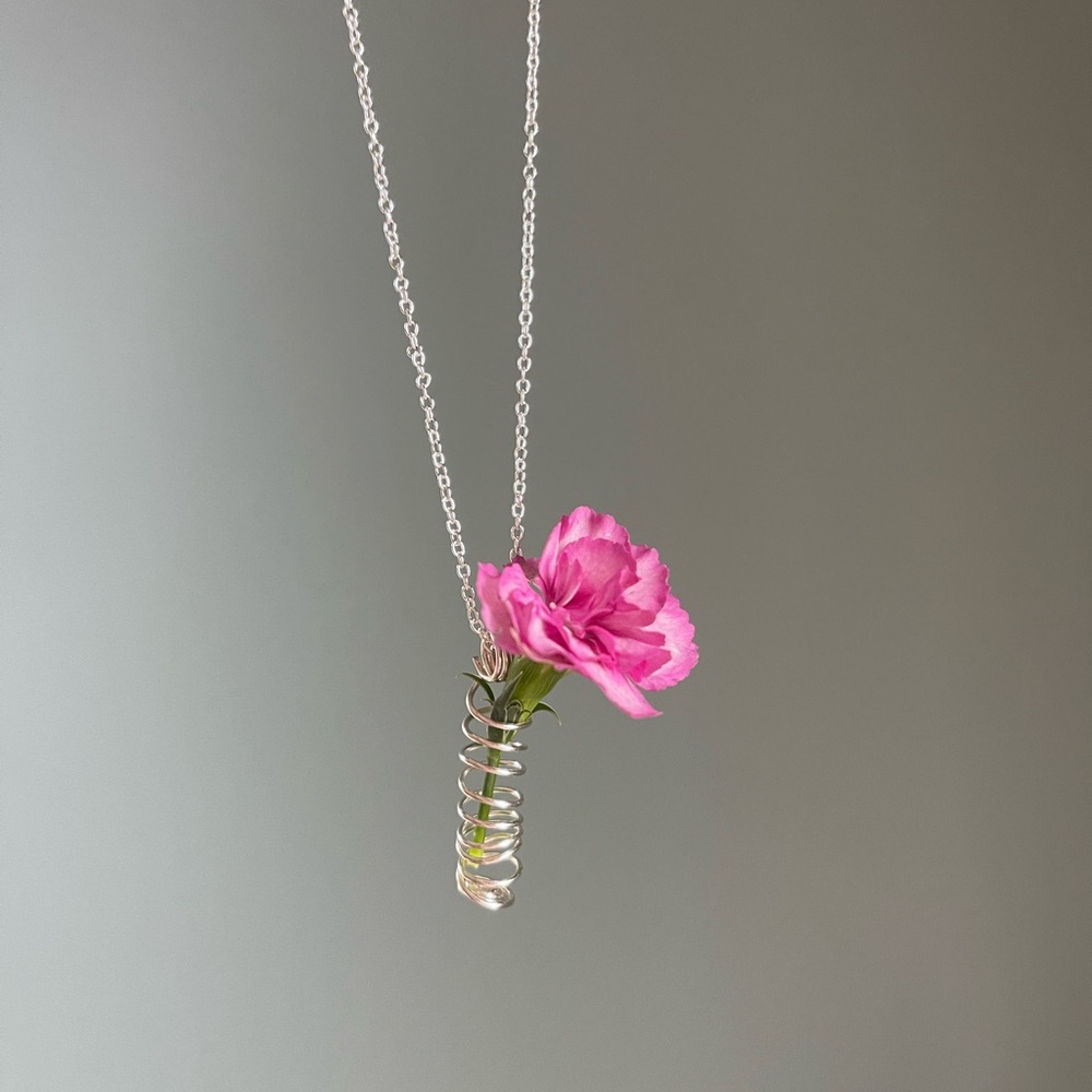 Flower Holder Necklace, Necklace for Mom, Womens Jewelry, Flower Vase Necklace